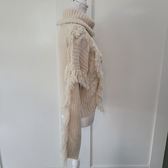 Love by Chelsea Size S Fringe Fisherman Knit Turtleneck Sweater Cream Cozy - Picture 2 of 9